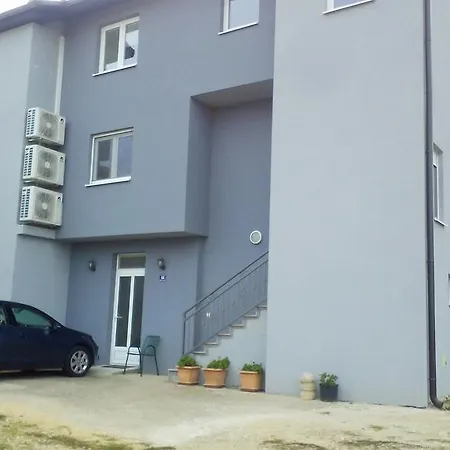 Guesthouse Best *